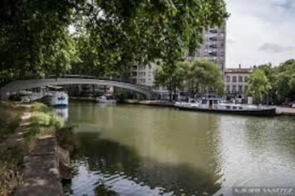 Toulouse Grand T2 Climatise Proche Place Dupuy France